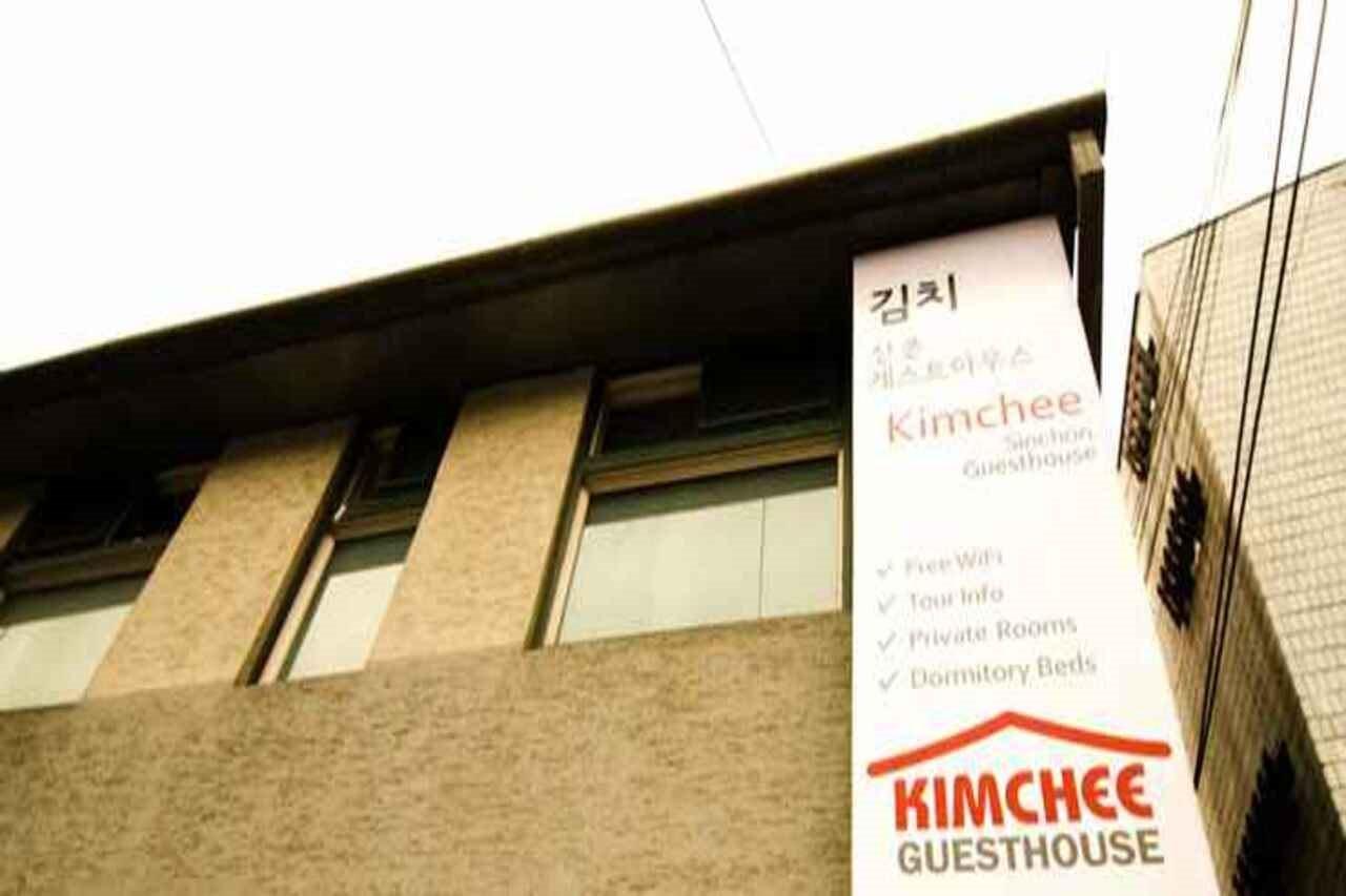 Kimchee Sinchon Guesthouse Seul Esterno foto